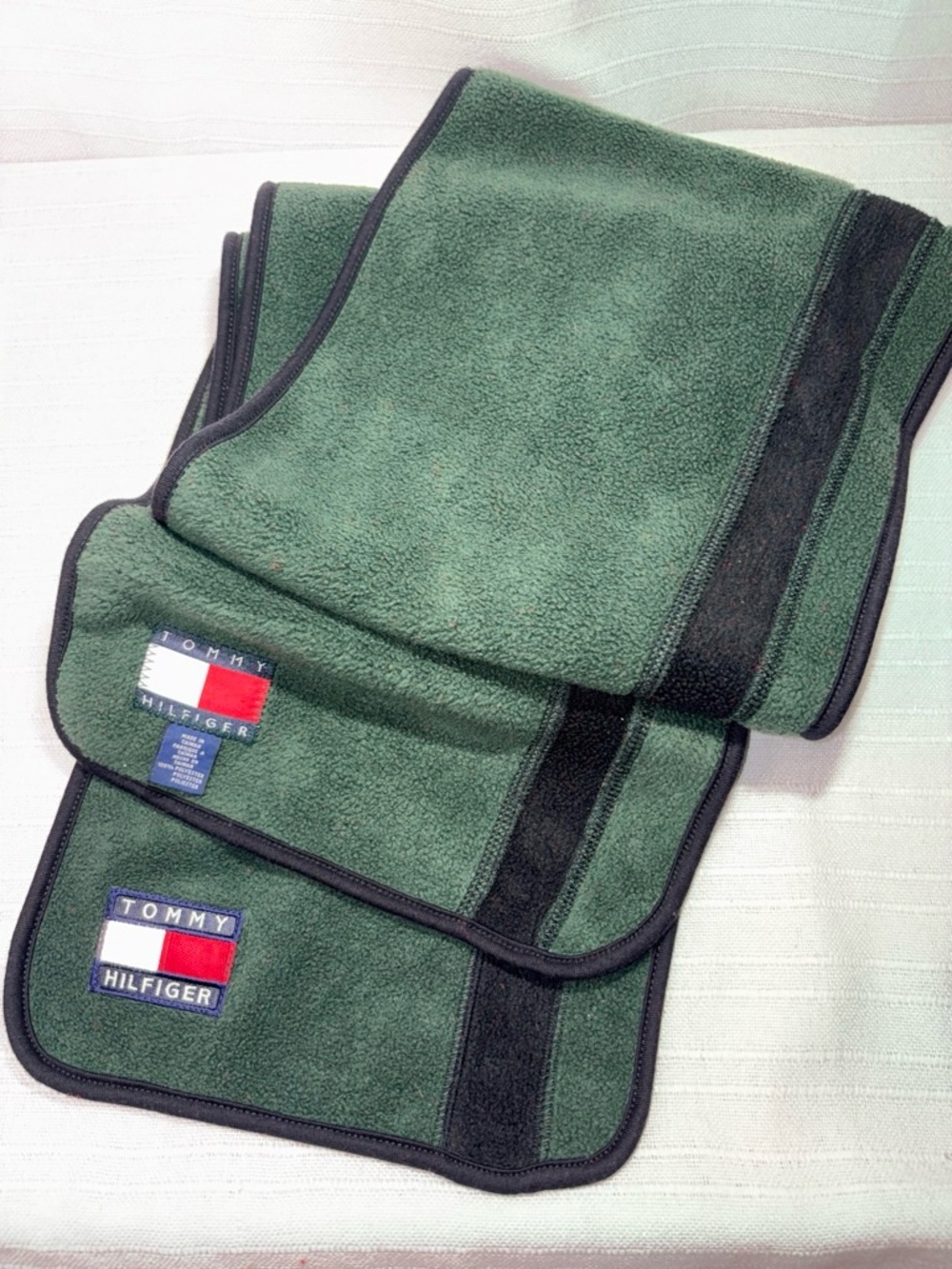 Tommy Hilfiger Fleece Scarf Forest Green Vintage Flag OS